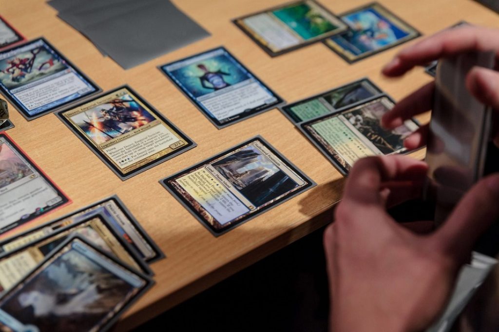 O que é card game? Confira significado e jogos de sucesso no competitivo, e-sportv